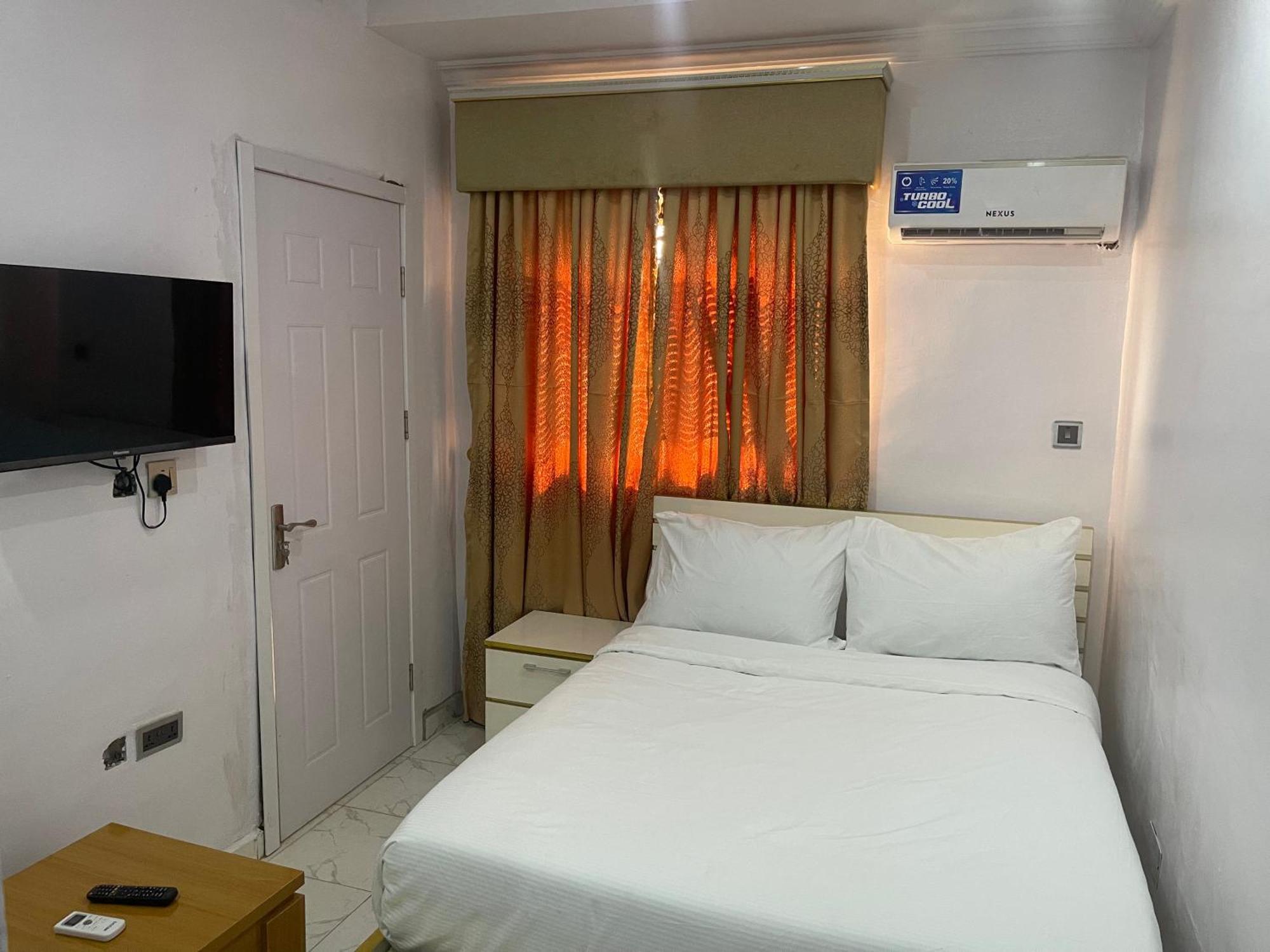 White Gold Hotel Ikeja Zewnętrze zdjęcie