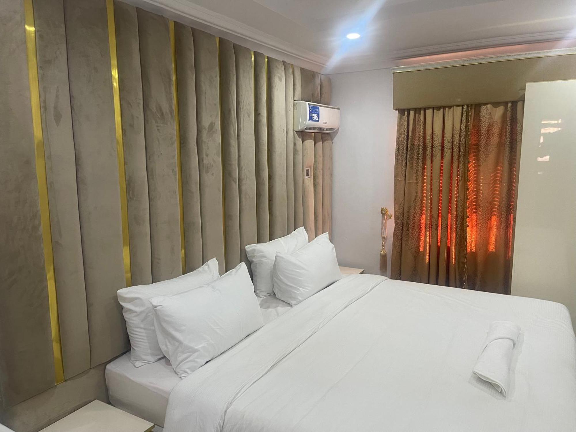 White Gold Hotel Ikeja Zewnętrze zdjęcie